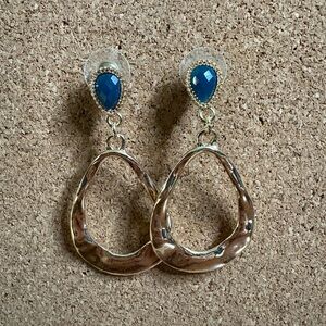 Elegant Gold and Green Dangle Earrings